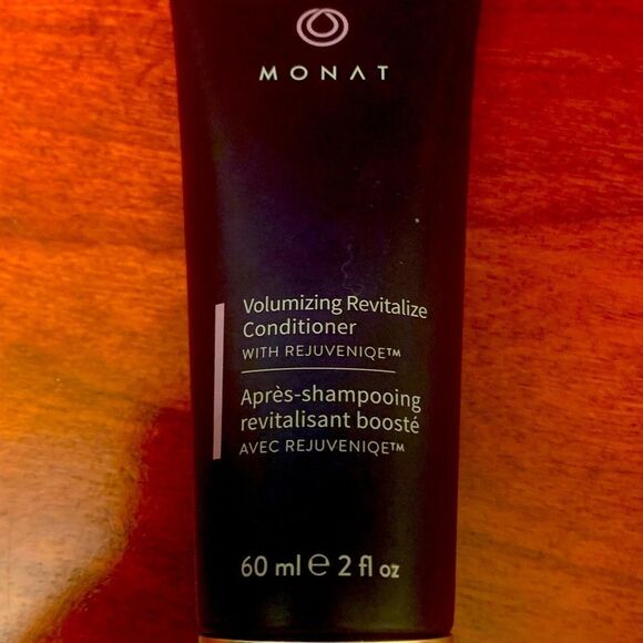 Monat volumizing revitalize conditioner - Picture 2 of 6